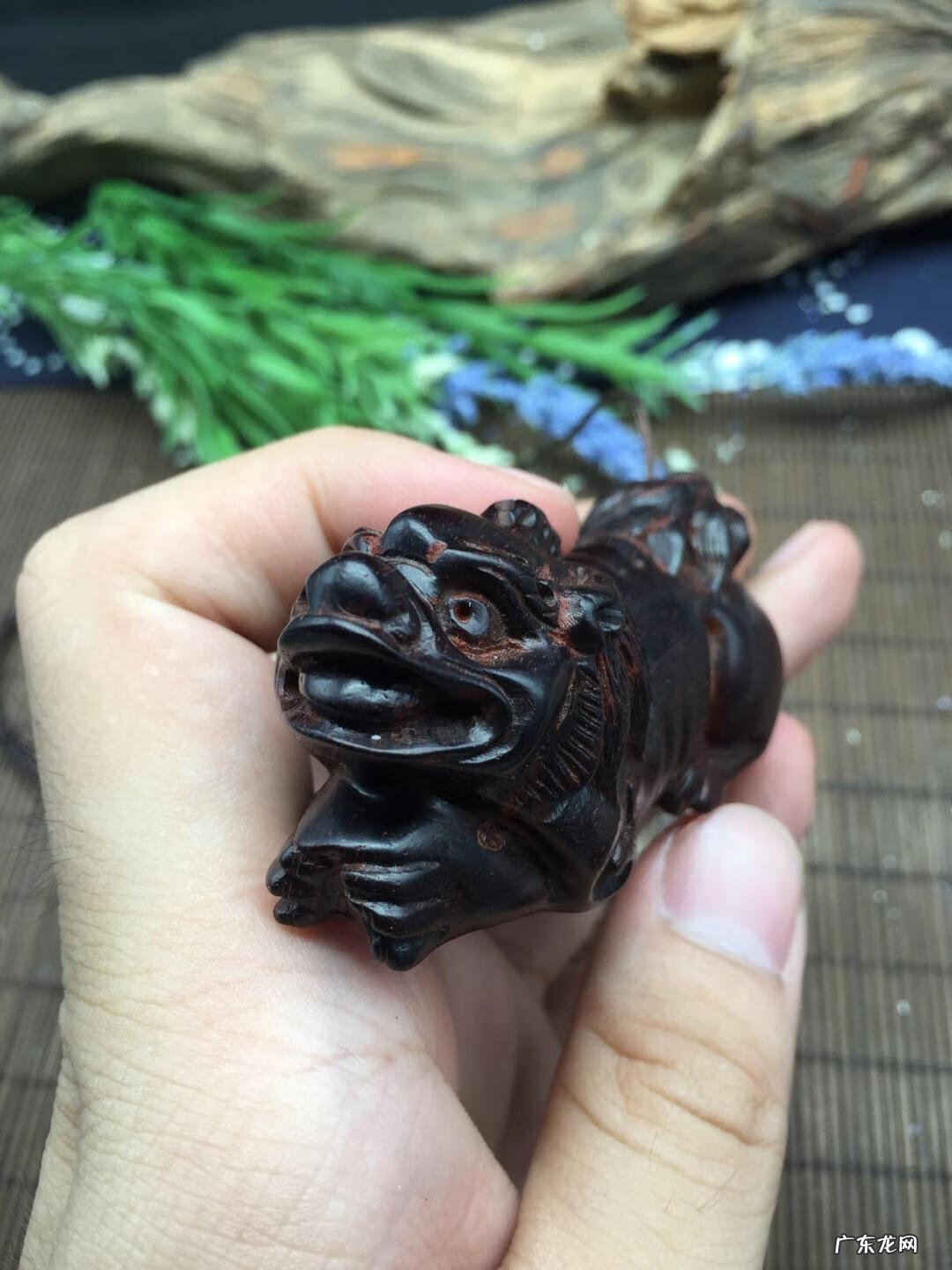 木质的麒麟有什么讲究 风水木质麒麟图片