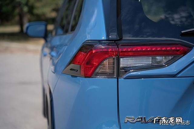 2022款丰田rav4价格介绍 丰田混动车型2022款价格是多少