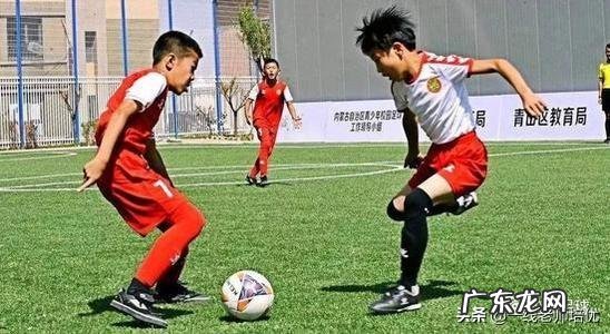 赶紧的近义词是什么 越发的近义词是什么词