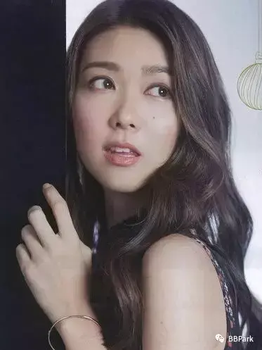 后背左边有痣的女人 人体后背痣反光风水吉祥图案