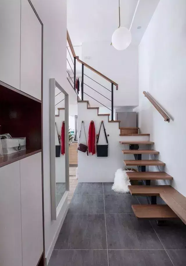 楼梯16步的风水 楼梯13步14级风水