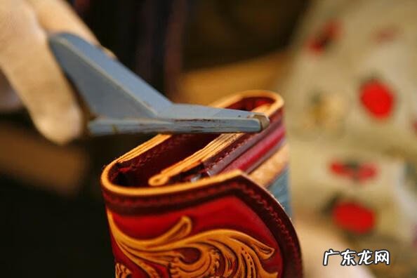 皮氏门窗官网 世界窗皮具网官网