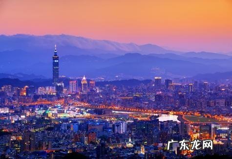 客厅放什么花对风水及人好 塔造型的公建风水好不好看