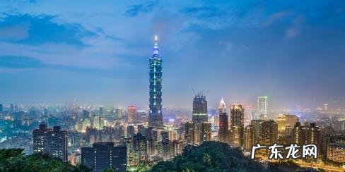 客厅放什么花对风水及人好 塔造型的公建风水好不好看