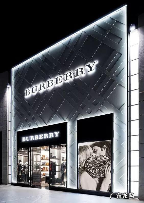 店铺招牌颜色风水 服装店招牌什么颜色最好