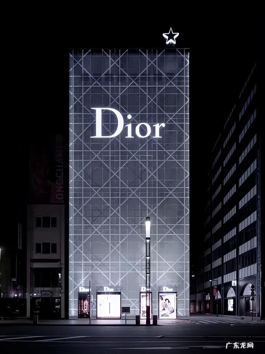 店铺招牌颜色风水 服装店招牌什么颜色最好