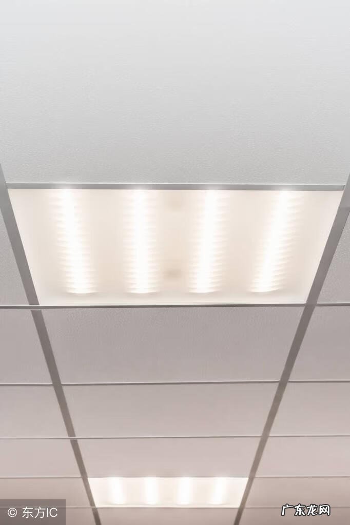 吊顶什么形状有利于风水 吊顶用花纹图案风水好吗