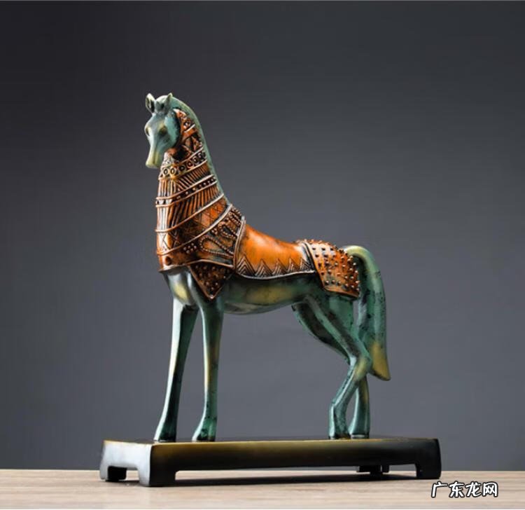 小摆件工艺品图片大全 创意礼品风水摆件厂家电话