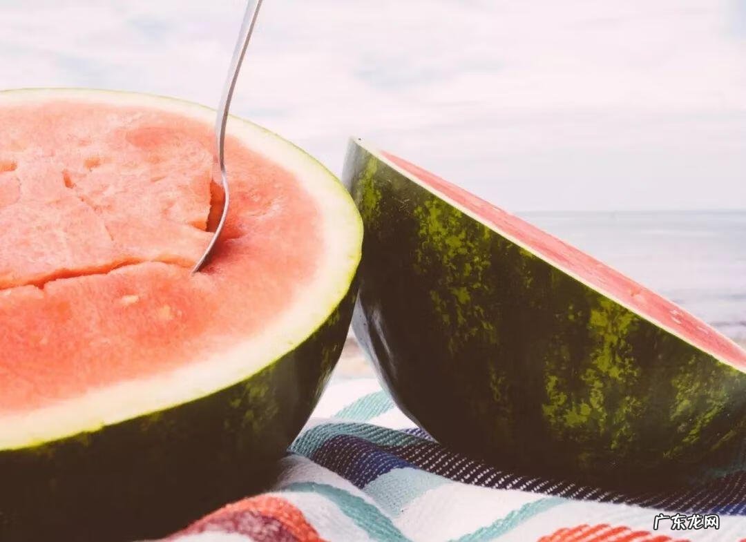 父母的头发埋在地里能占风水吗好吗