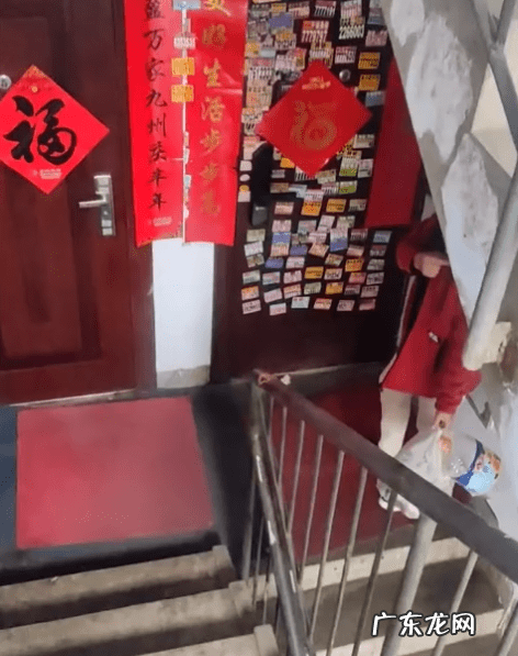 两门对开的风水好不好 两户中间开门对风水好吗视频