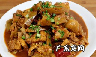 小鸡炖土豆的家常做法窍门 小鸡炖土豆的家常做法简单介绍