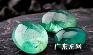 糯种翡翠原石 如何鉴定糯种翡翠原石