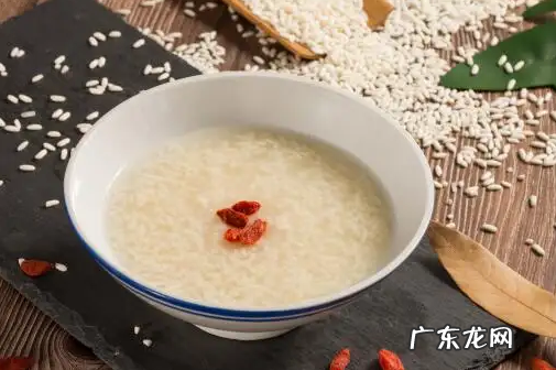 醪糟煮开了还有酒精吗