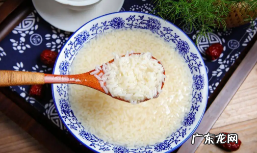 醪糟煮开了还有酒精吗