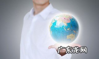 地球引力的方向是指向哪里的 地球引力的方向是怎样的