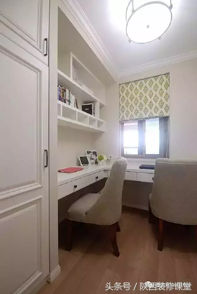 卧室怎么摆放钢琴和书桌 钢琴和书桌怎么摆好看