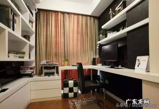 卧室怎么摆放钢琴和书桌 钢琴和书桌怎么摆好看