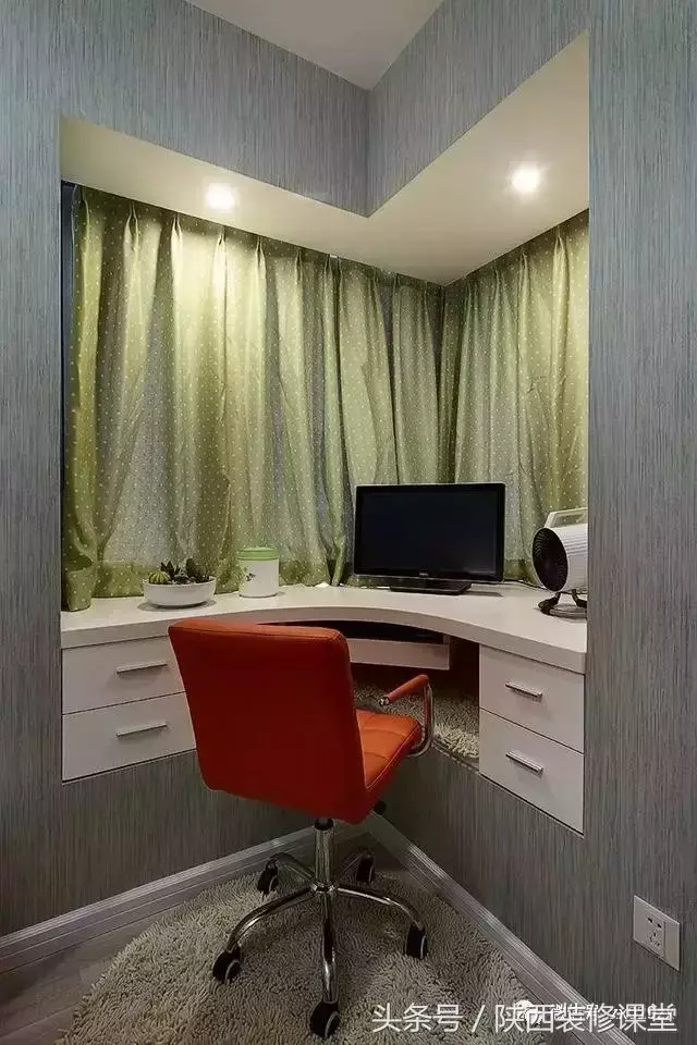 卧室怎么摆放钢琴和书桌 钢琴和书桌怎么摆好看