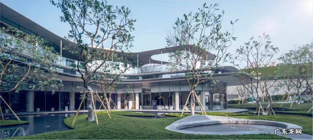 房子正对着江好不好