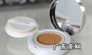 粉底液和气垫的区别是什么 粉底液和气垫有什么不同