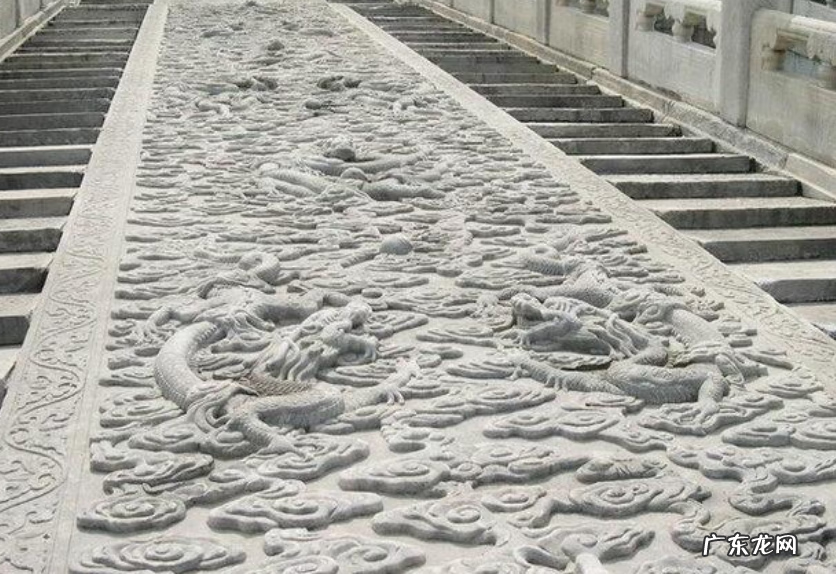 乐山大佛像 乐山大佛 风水