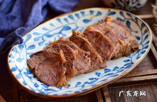 牛肉有五颜六色的反光是好牛肉吗