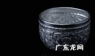 送给老婆水杯刻什么好 送给老婆水杯刻字的内容