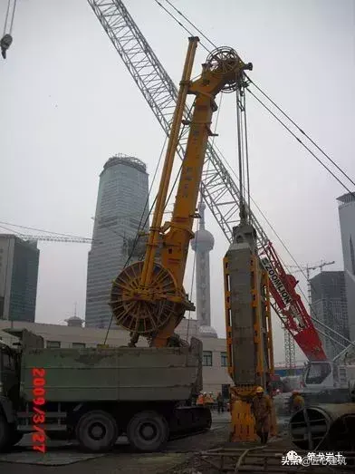 坑槽是什么意思啊 建筑坑槽图片