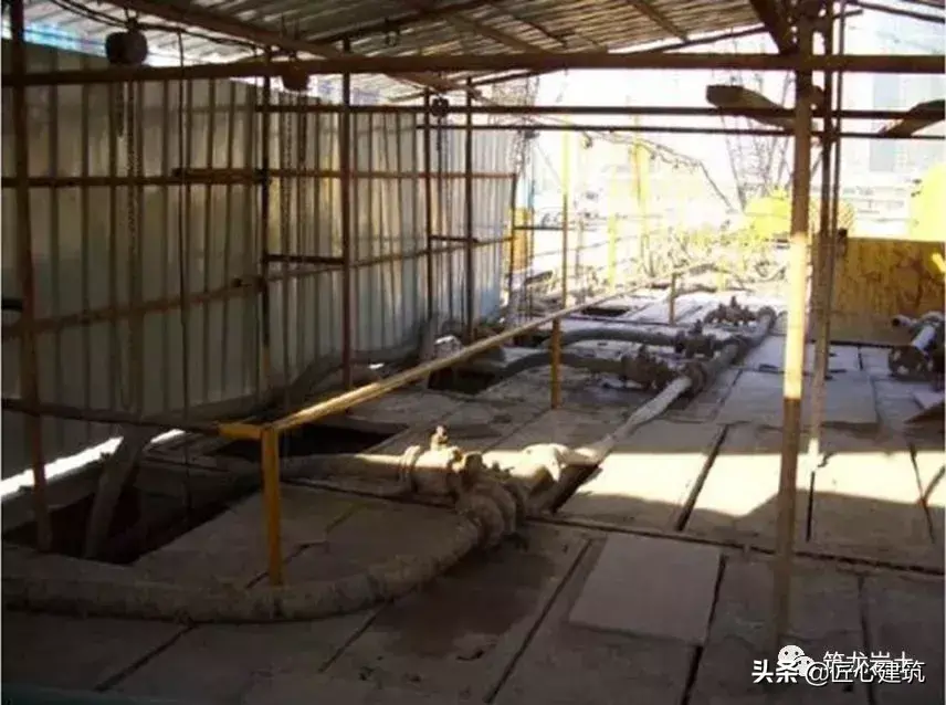 坑槽是什么意思啊 建筑坑槽图片