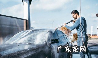 车窗起雾解决方法雨天 车窗起雾如何解决