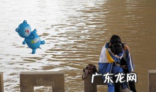 发现儿子有早恋现象怎样办 如何解决孩子早恋