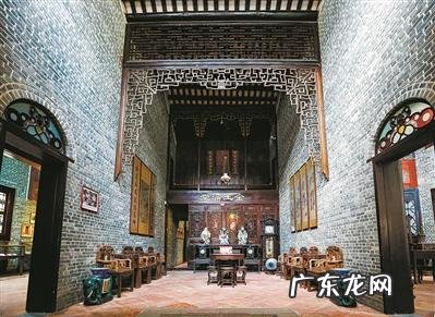 室内楼梯台阶数量风水口诀 门面房两边高中间低好不好