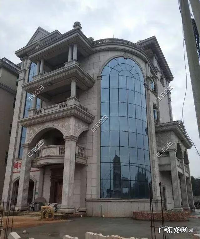 欧式床头罗马柱 床 罗马柱