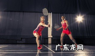 新手如何选择羽毛球拍 新手羽毛球拍怎么选择