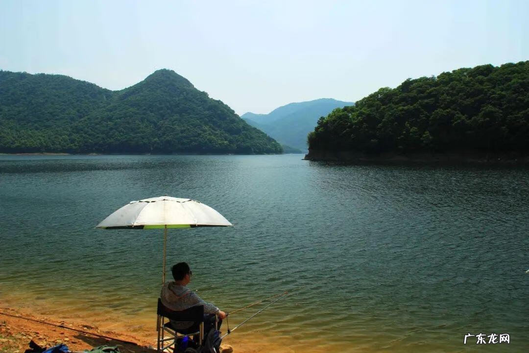 钓鱼的风水论 钓鱼水位看风水还是钓鱼