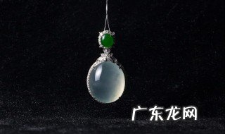A货翡翠吊坠怎么区分 A货翡翠吊坠如何辨别