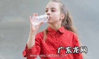 pp塑料水杯有味道正常吗 pp塑料水杯为什么会有味道