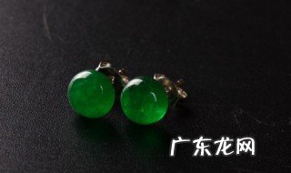 翡翠黑色部分是什么 翡翠黑色部分叫什么