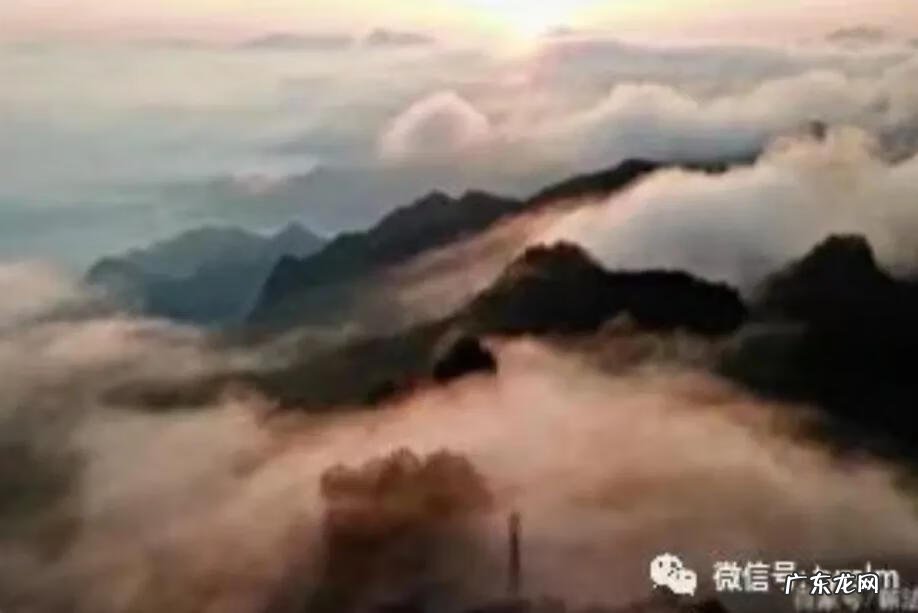 瀑布画风水 流云飞瀑图