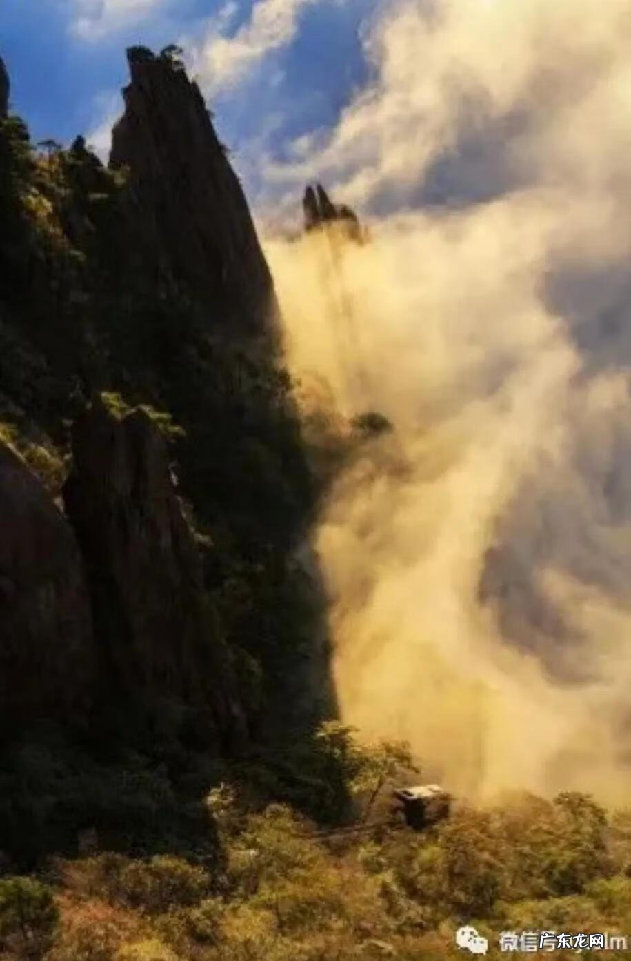 瀑布画风水 流云飞瀑图