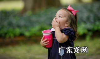 塑料水杯表面雾蒙蒙的洗不掉 塑料水杯表面雾蒙蒙怎样洗不掉