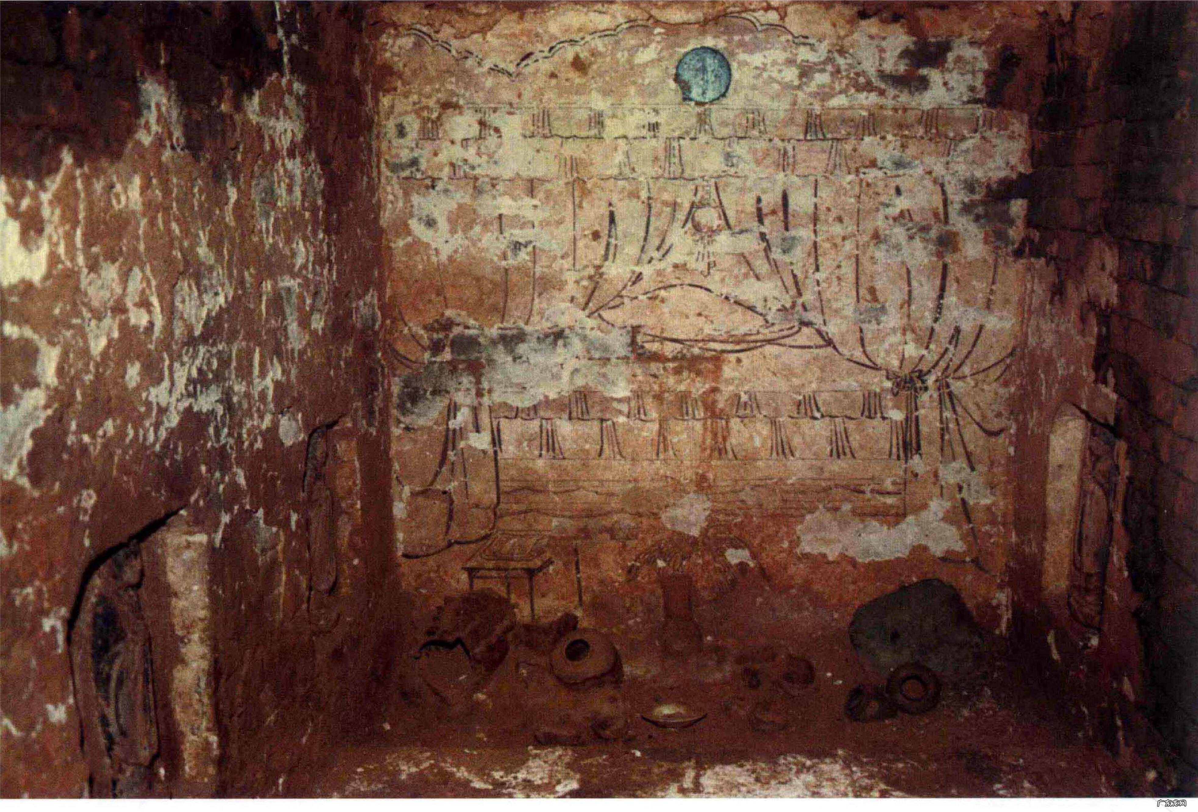 中国风水墨背景 中国风水墨布鞋