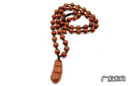 砭石项链的作用与功效