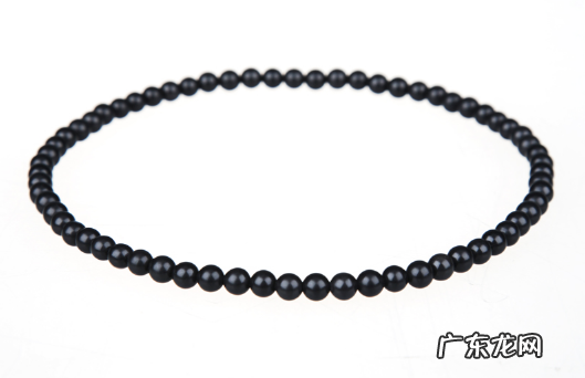 砭石项链的作用与功效
