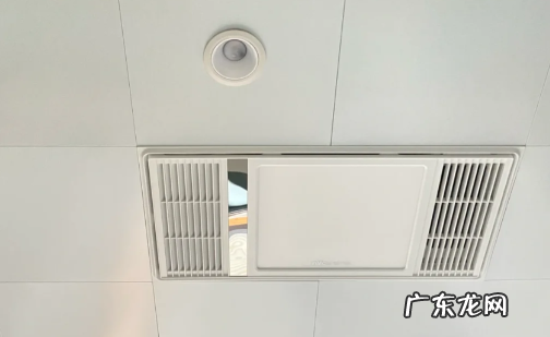 卫生间吊顶为什么总有响声