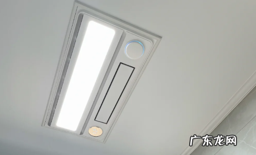 卫生间吊顶用铝扣板好还是蜂窝板好