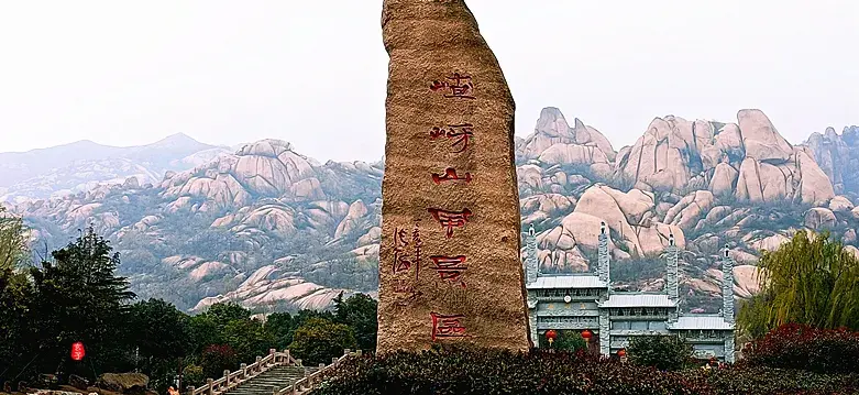 风水左边有水代表什么 风水湖水从左往右流说法是