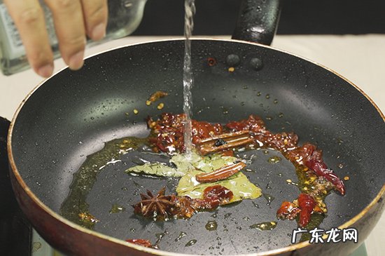 麻辣烫底料配方