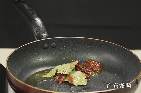 麻辣烫底料配方