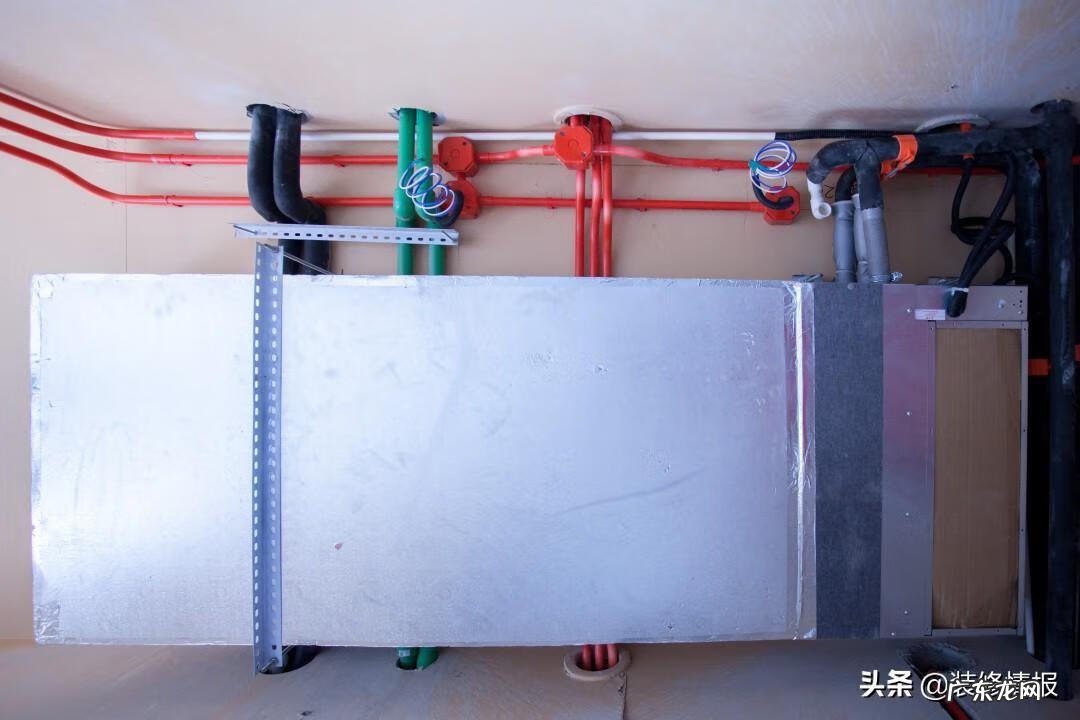 院墙用铁丝网围起来风水 铁丝网门头装修效果图